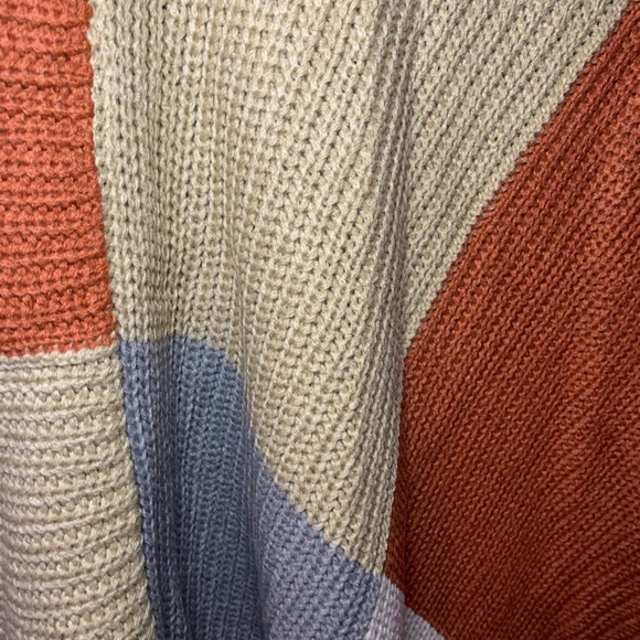 Sweater Poncho  - women’s 16- 4 colors - Picture 4 of 5